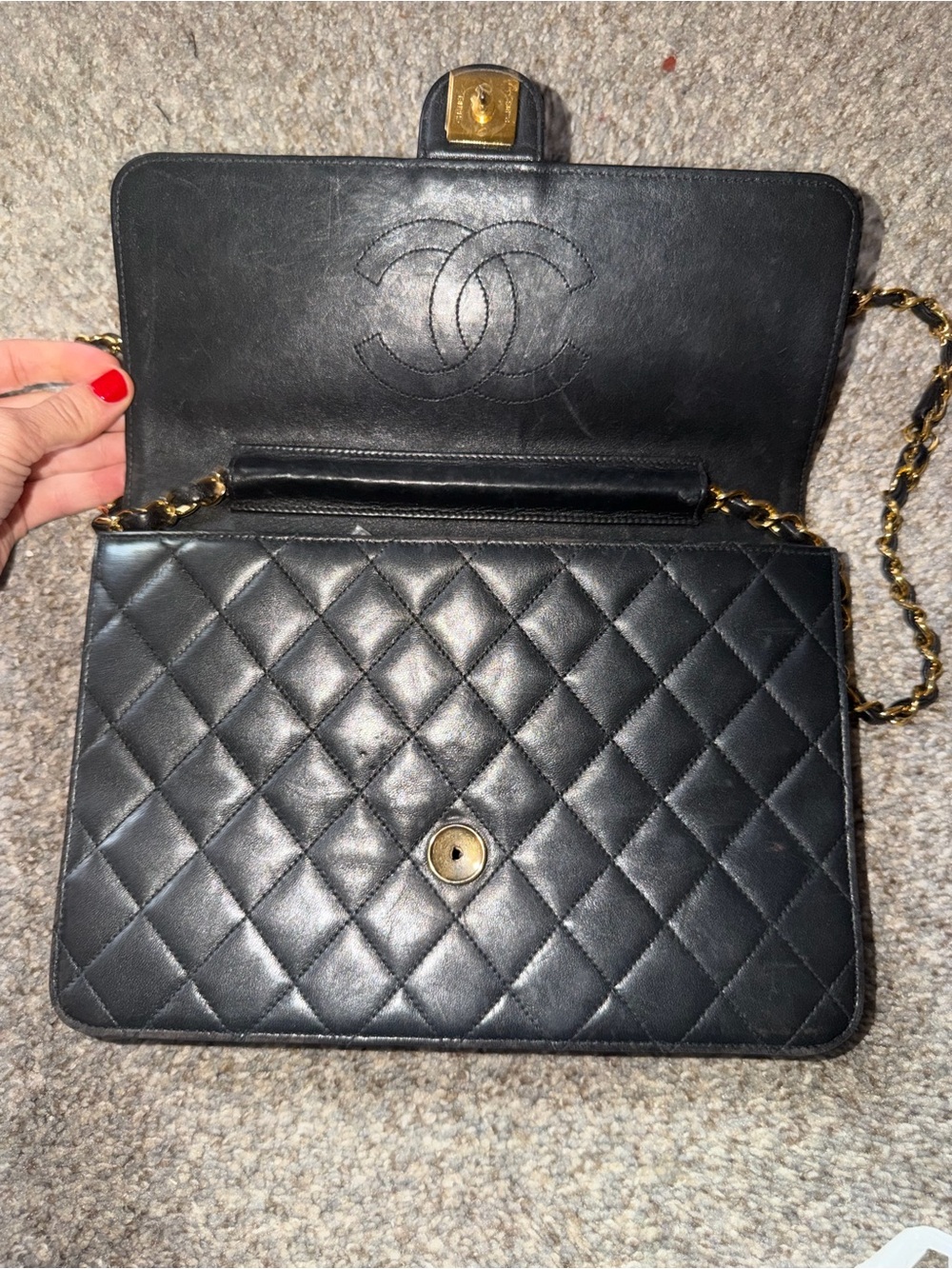 Vintage Chanel Classic Medium Single Flap Bag Black Lambskin Gold 97’-99’ - Picture 9 of 13
